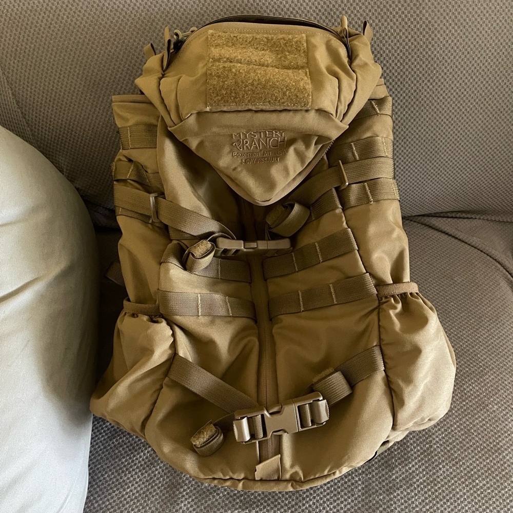 Mystery Ranch 3 day assault pack, used for 3 weeks just not a good fit for me.